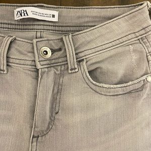Zara skinny mid rise jeans